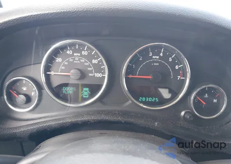 2012 Jeep Wrangler Unlimited Sport z USA, uszkodzony, nr VIN 1C4BJWDG4CL153354